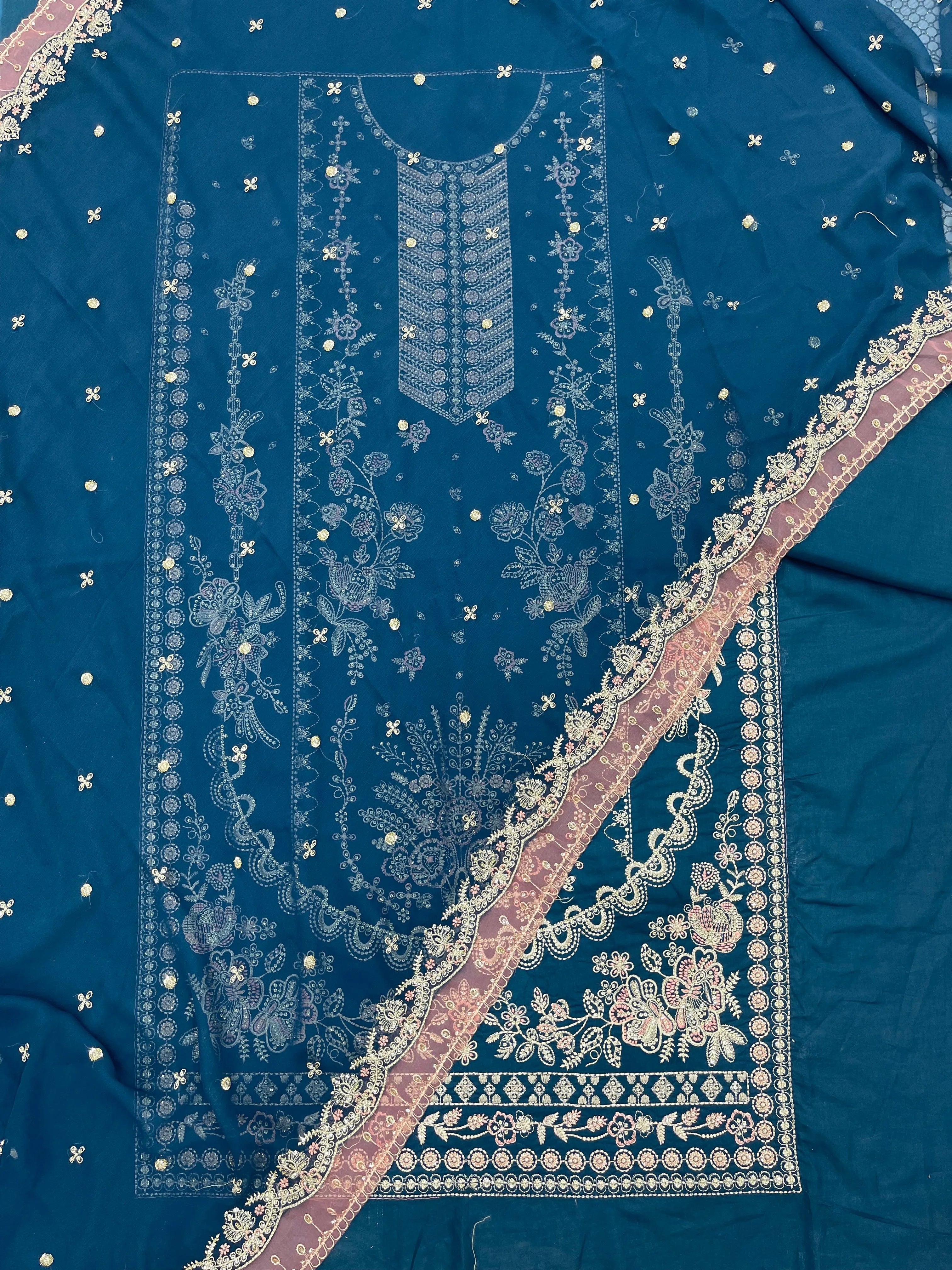 Aneela’s – Imperial Muse Embroidered Lawn – 3PC