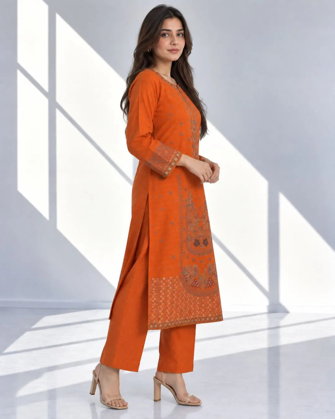 MIRASS — Embroidered Dhanak 2Pc