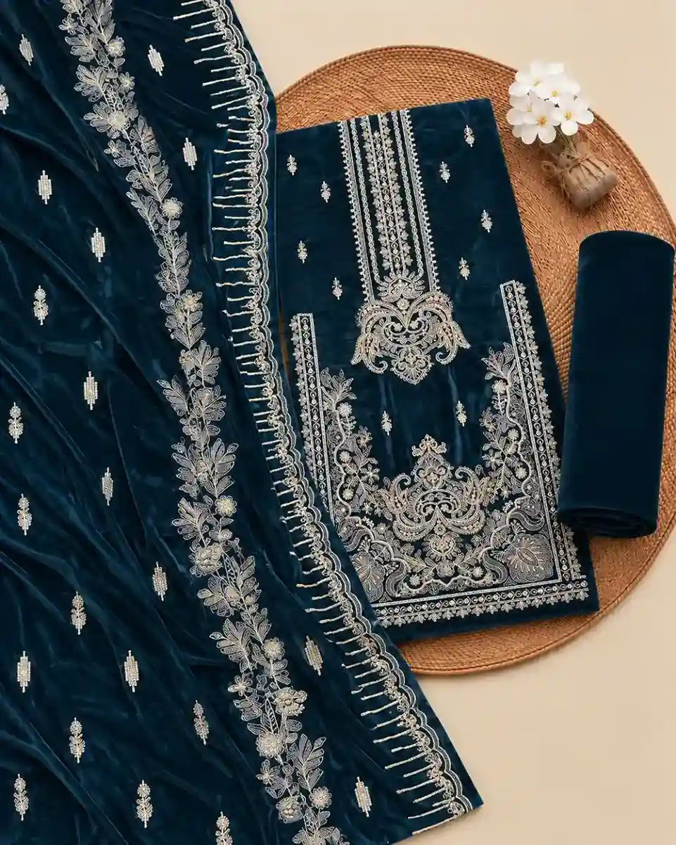 TURFA HASEEN — Embroidered Velvet 3Pc