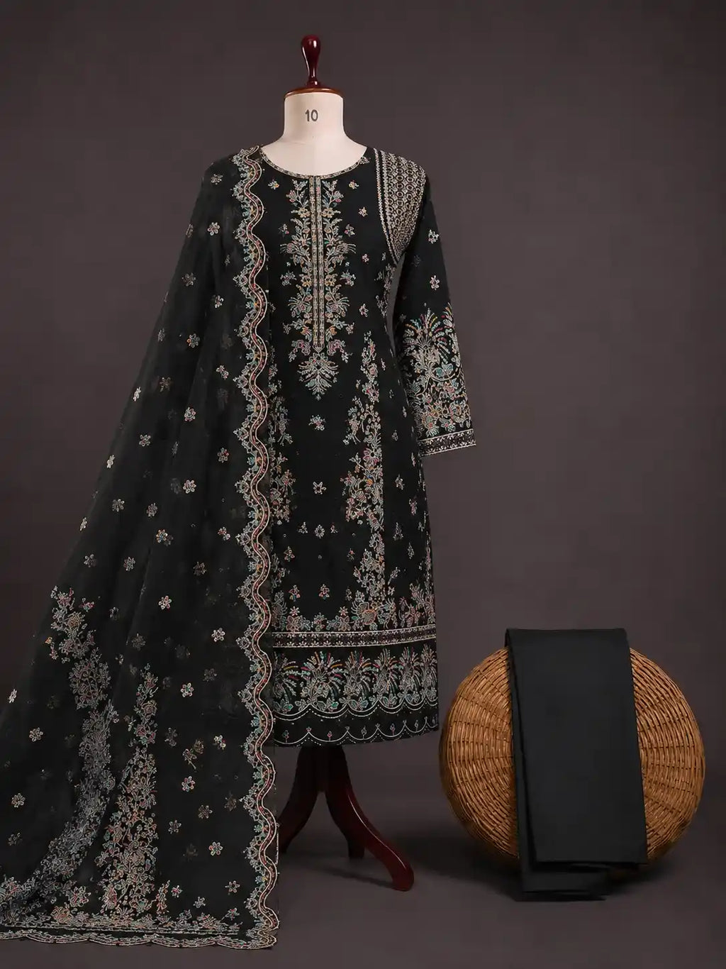 Qadri Arts – Midnight Opal Embroidered Luxury Lawn – 3PC