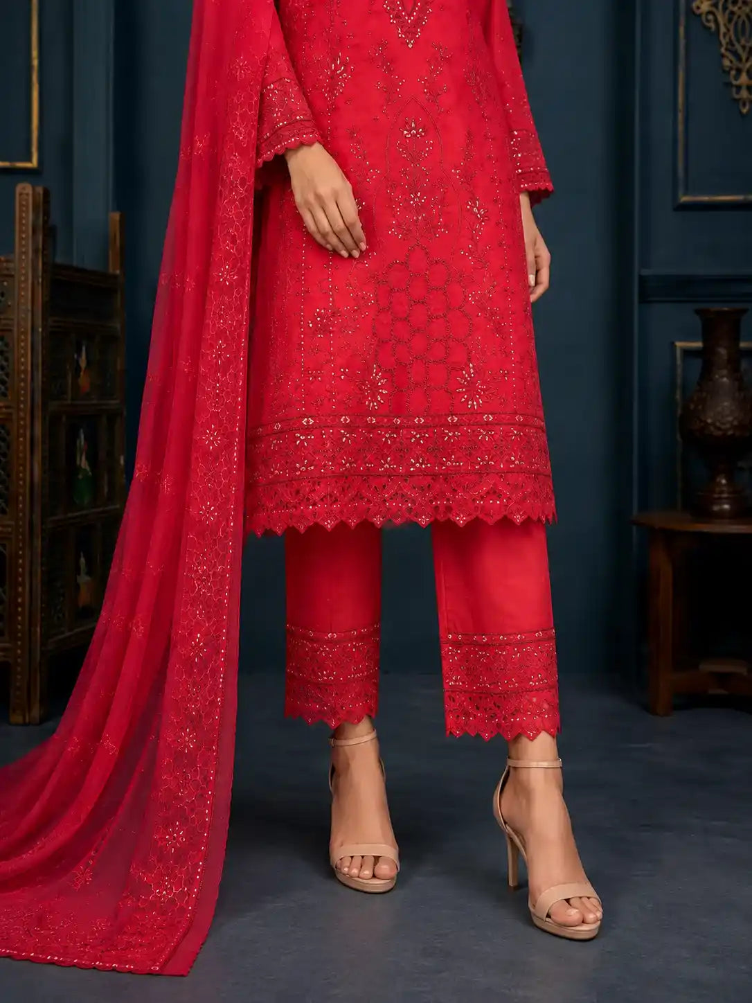 Qadri Arts – Scarlet Majestic Embroidered Lawn – 3PC