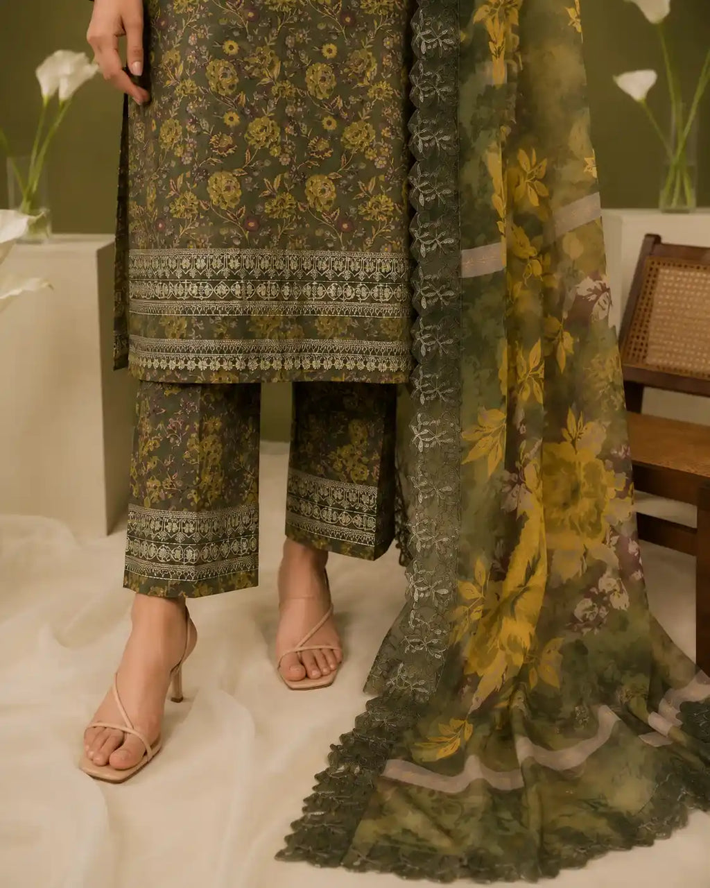 Mohagni – Vintage Olive Green Floral Printed Lawn – 3PC