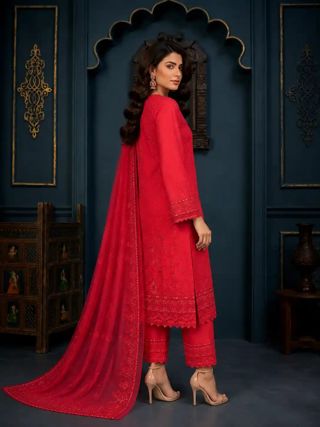 Qadri Arts – Scarlet Majestic Embroidered Lawn – 3PC