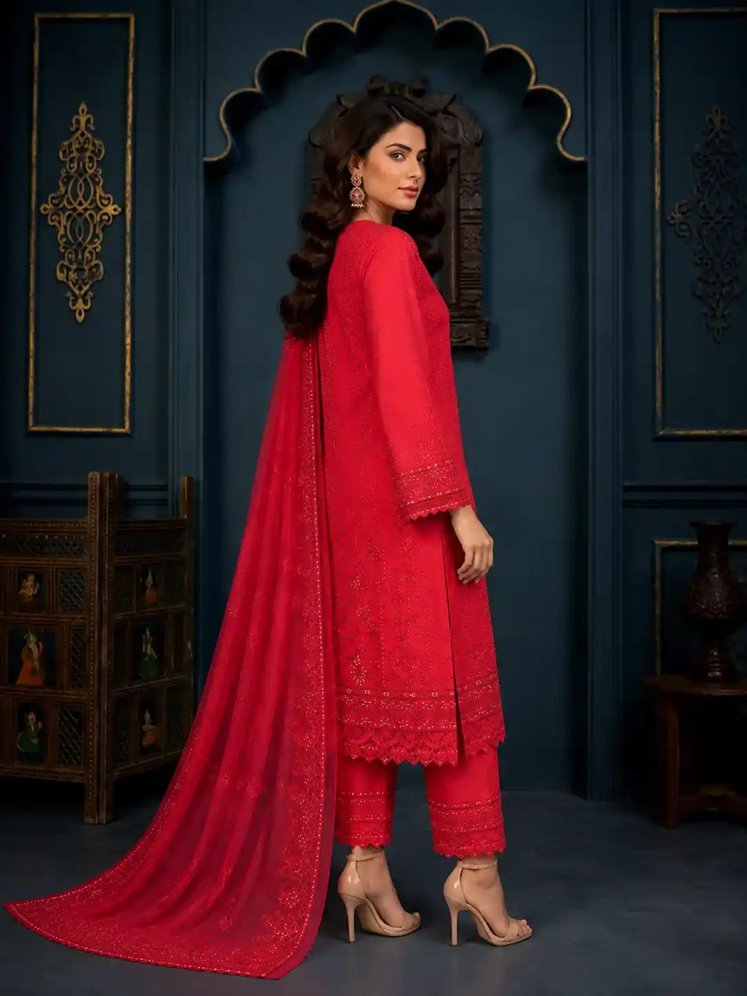 Qadri Arts – Scarlet Majestic Embroidered Lawn – 3PC